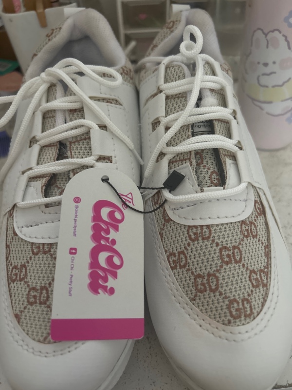 Sepatu GD