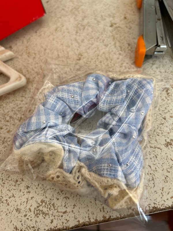 Scrunchie Renda Kotak Kotak