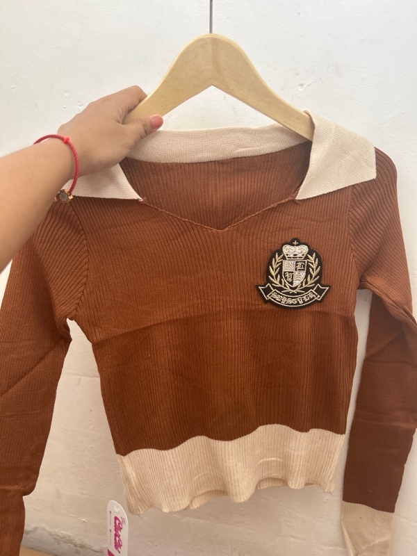 Atasan Rajut Uniform