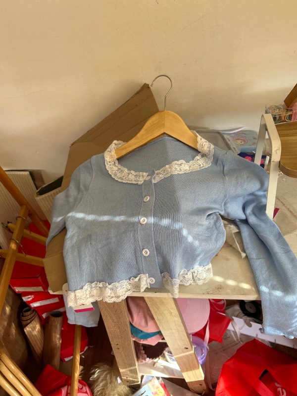 Cardigan Renda Crop