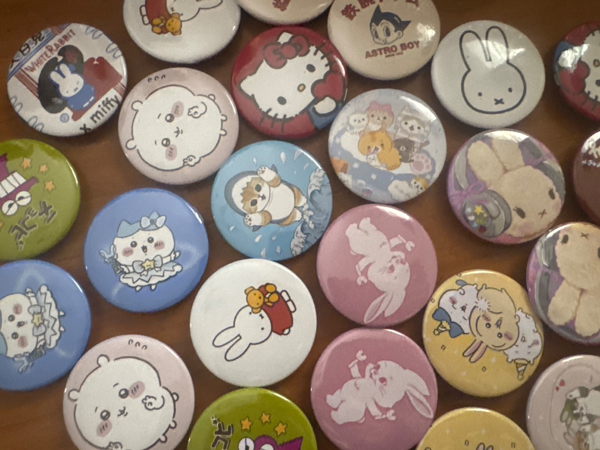 Pin 44m  Randomly Cute