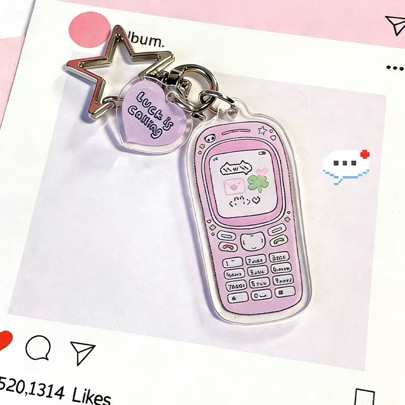 Gantungan Akrilik Retro 8Bit
